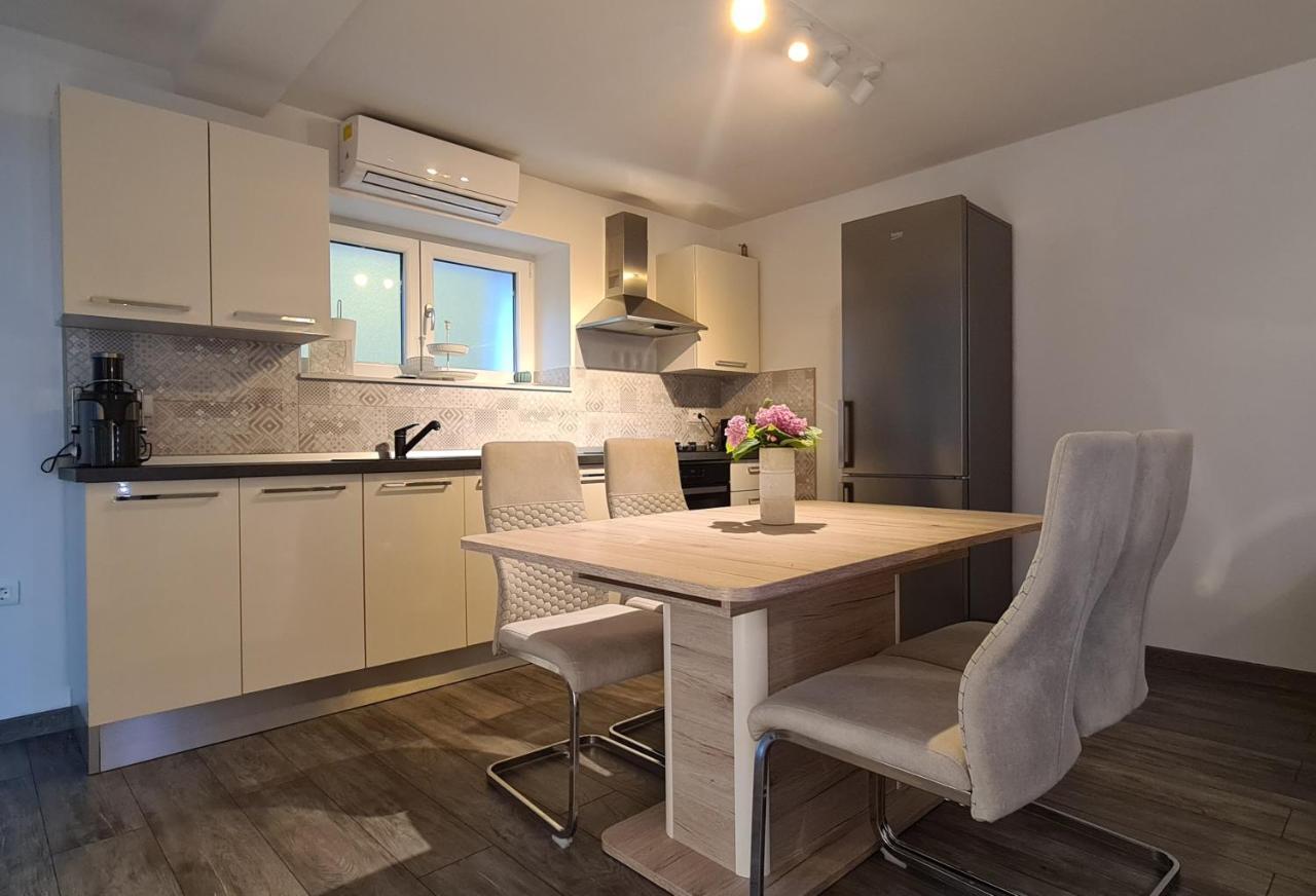Apartman Kokola Mali Lošinj Dış mekan fotoğraf